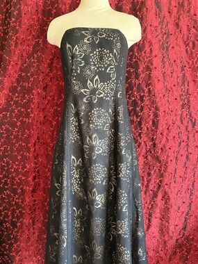 White House Black Market - Black and Cream Lace Strapless Floral Gown - Size 6